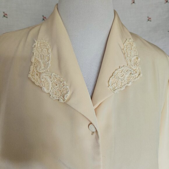 Size XL to 1X Vintage 1990s Eatons Yellow Blouse - Picture 3 of 10